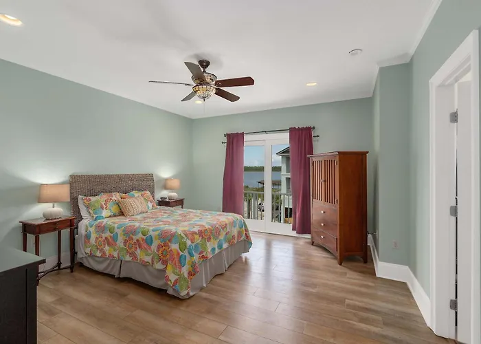 Access With Elevator & Free Activities Holiday home Gulf Shores
