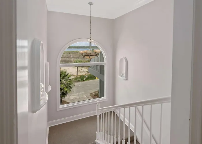 Access With Elevator & Free Activities
