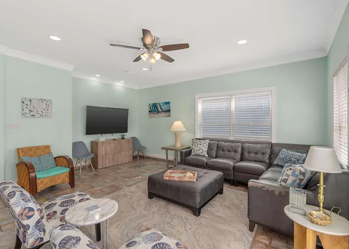 Access With Elevator & Free Activities Gulf Shores